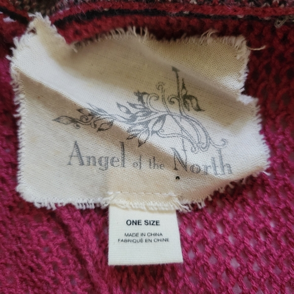 Angel Of The North Shawl - Picture 11 of 12